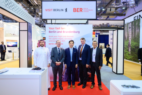 VIP Tour - Berlin Brandenburg Airport & visitBerlin